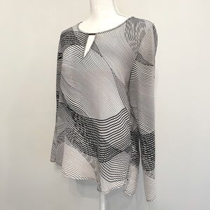 Want it FREE? Make a Bundle | Express Top | Size: Small